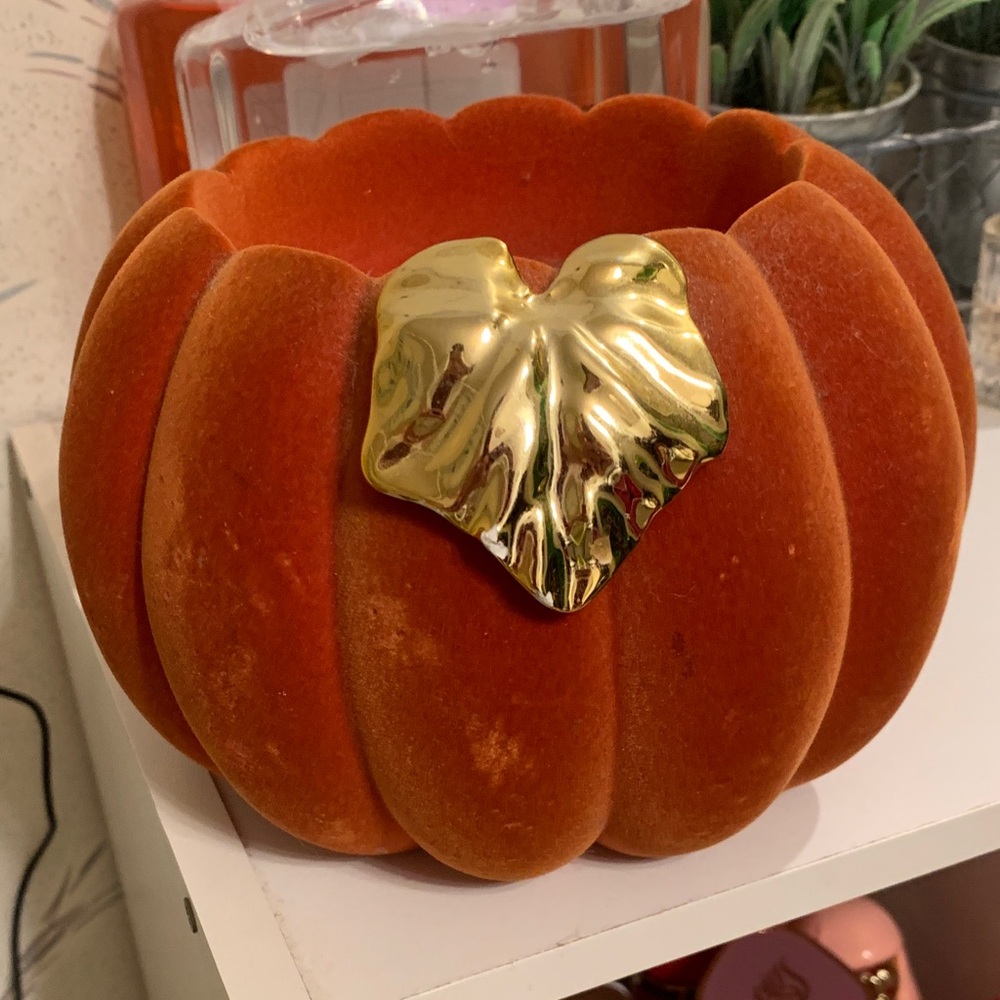 Bath and body works Orange Velvet Pumpkin Candle holder  with Gold Leaf Accent